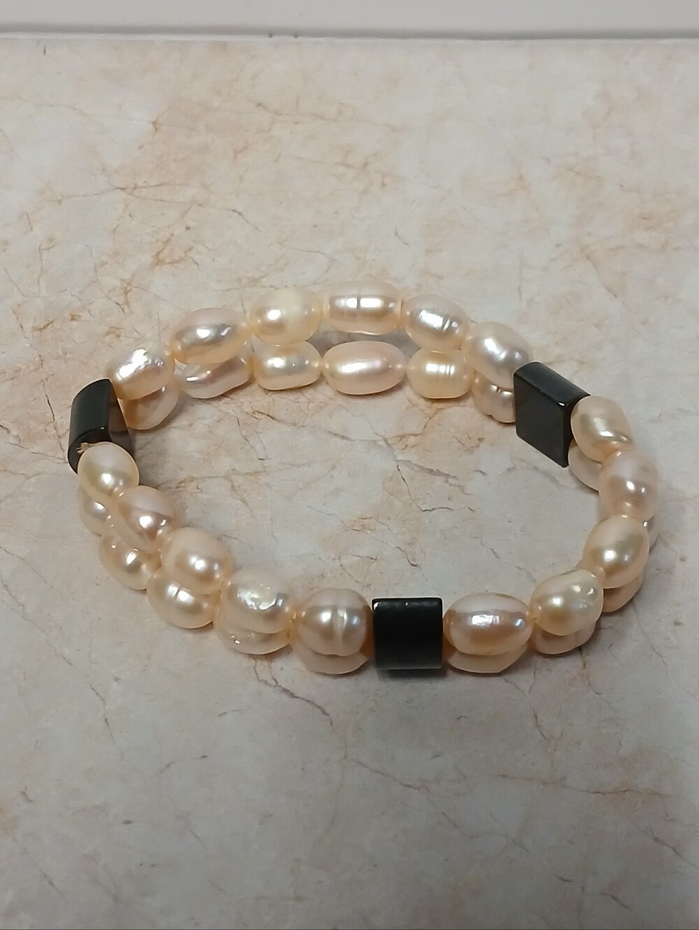 Classic Cream Freshwater Pearl & Black Accent Stretch Bracelet